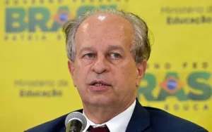 Ex-ministro de Dilma afirma que a eleição de 2018 foi fraudada/Revista Oeste