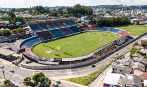 Série D: Caxias-RS enfrenta Ferroviário-CE em casa, no 1º jogo da semi