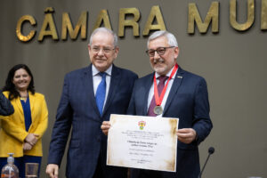 Arcione Piva é Cidadão de Porto Alegre