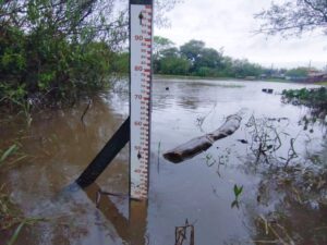 Porto Alegre: Guaíba volta a ultrapassar cota de inundação no bairro Arquipélago