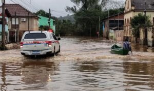 Câmara debate prejuízos causados pelas enchentes em cidades do Rio Grande do Sul