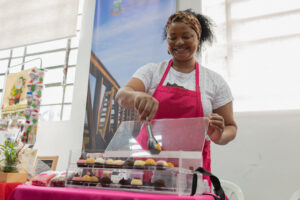 Empreendedora canoense encontrou na confeitaria uma forma de recuperar a autoestima