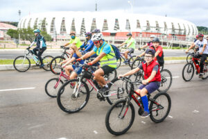 Porto Alegre: Pedal das Chaminés e passeio de carros antigos na programação do aniversário neste domingo