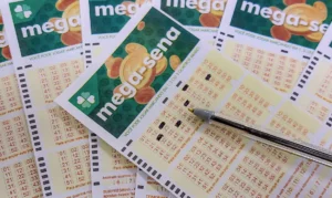 Mega-Sena acumula e vai pagar R$ 6 milhões. Confira as dezenas sorteadas