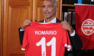 América-RJ inscreve Romário para disputa da Série A2 do Carioca
