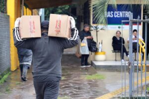 Chuvas em Esteio: moradores atingidos podem retirar doações no Creas e nos Cras