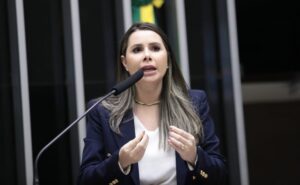 Oposição critica investigação do governo sobre fake news em tragédia no Rio Grande do Sul