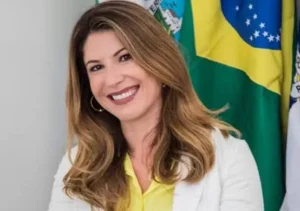 Ministro do STF decide retorno ao cargo da prefeita de Saquarema. Manoela Peres havia sido afastada por decisão do Tribunal de Justiça