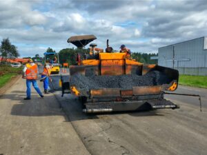 RS: EGR executa intervenções na ERS-135 nesta semana. Motoristas devem redobrar a atenção em diversos trechos