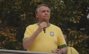 Polícia Federal encaminha ao STF indiciamento de Bolsonaro, General Heleno, Valdemar Costa Neto e mais 34 integrantes da organização criminosa. PF conclui investigação que apurou golpe de Estado e abolição violenta do Estado Democrático de Direito