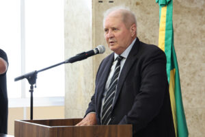 RS: Nei César Manica, presidente da Cotrijal recebe Medalha da 56ª Legislatura da Assembleia Legislativa