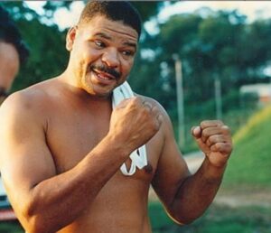 Morre o ex-boxeador Maguila