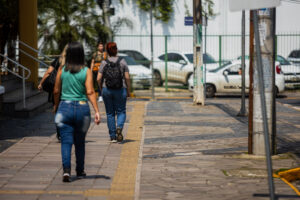 Canoas: Semana começa com tempo seco e há risco de temporais entre quinta e sexta-feira