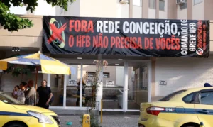 Manifestação impede entrada de nova gestão do Grupo Conceição no Hospital de Bonsucesso