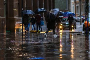 Porto Alegre: Defesa Civil alerta para previsão de tempestade neste domingo e na segunda-feira