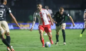 Inter supera Vasco em luta por vaga direta para a Libertadores. Veja o gol da vitória