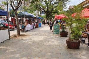 Porto Alegre: Prefeitura abre inscrições para novos expositores na feira de artesanato do Mercado do Bom Fim