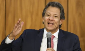 Haddad cancela viagem à Europa