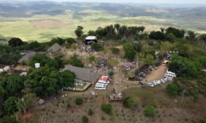 Acidente com ônibus deixa 17 mortos na Serra da Barriga. Vinte e nove pessoas ficaram feridas, incluindo crianças