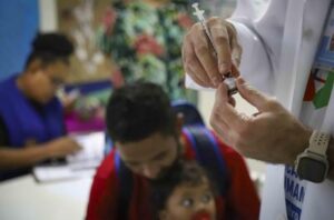 Porto Alegre amplia vacinação contra o HPV em adolescentes